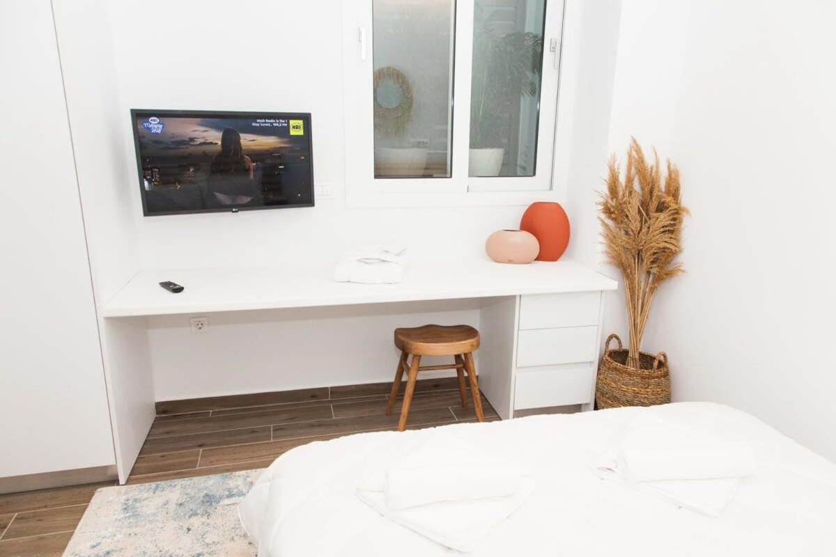 Comfortable 2 Bd Apt Near Sintagma Square Athena Bagian luar foto